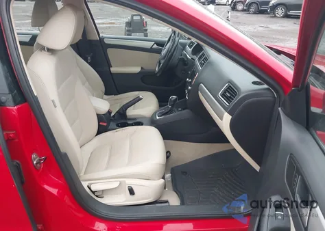 2014 Volkswagen Jetta 1.8T Se from USA, damaged, VIN 3VWD17AJ3EM373551